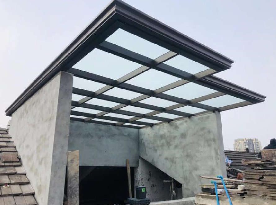 屋頂上搭建雨棚的規(guī)劃條例有哪些?.png 屋頂上搭建雨棚的規(guī)劃條例有哪些?.png