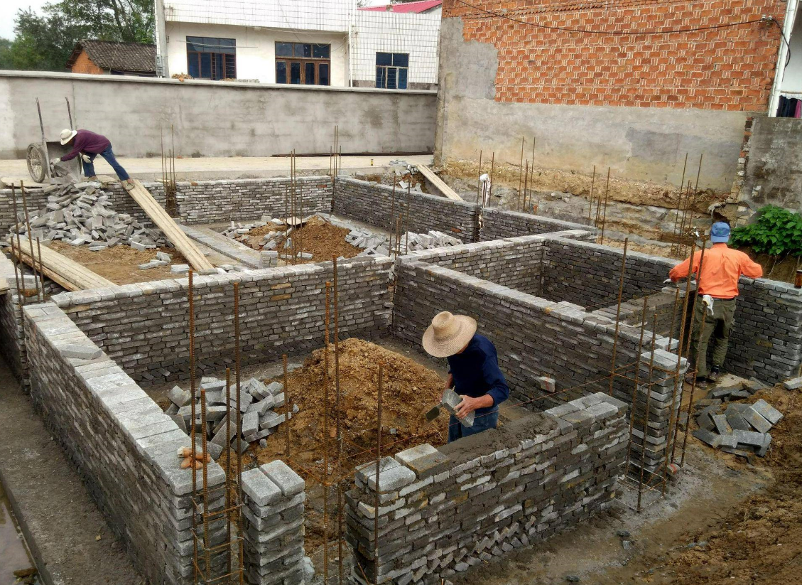 在農(nóng)村建房有哪些注意事項(xiàng).png 在農(nóng)村建房有哪些注意事項(xiàng).png